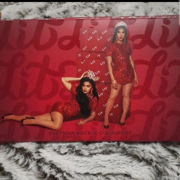 Colourpop eyeshadow - Picture 3 of 5